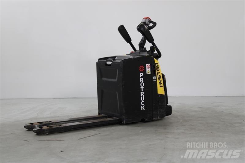 Hyster P2.0S Transpalette accompagnant porté debout