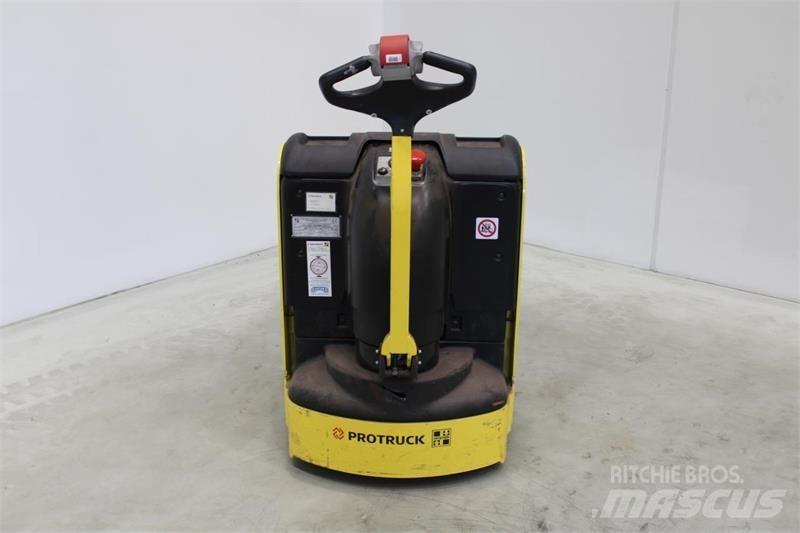 Hyster P3.0 Transpalette accompagnant