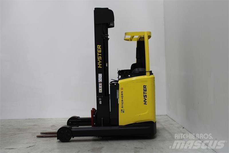 Hyster R2.5 Chariot à mât rétractable