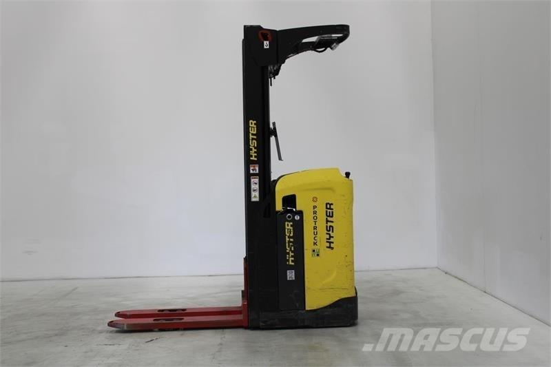 Hyster RS1.6 Gerbeurs Automoteurs