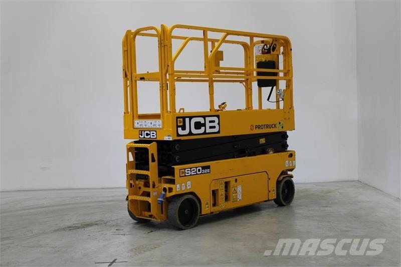 JCB S2032E Nacelle ciseaux