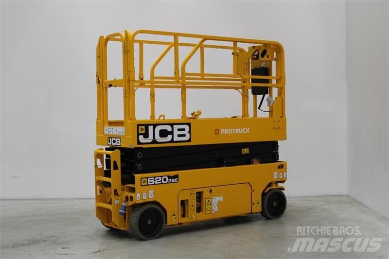 JCB S2032E Nacelle ciseaux