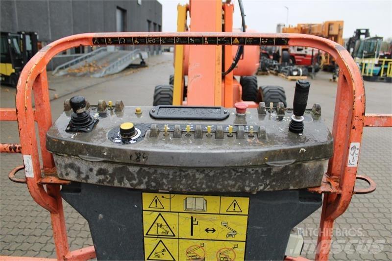 JLG 800AJ Nacelles articulées