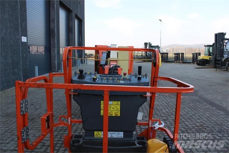 JLG E300AJP Nacelles articulées