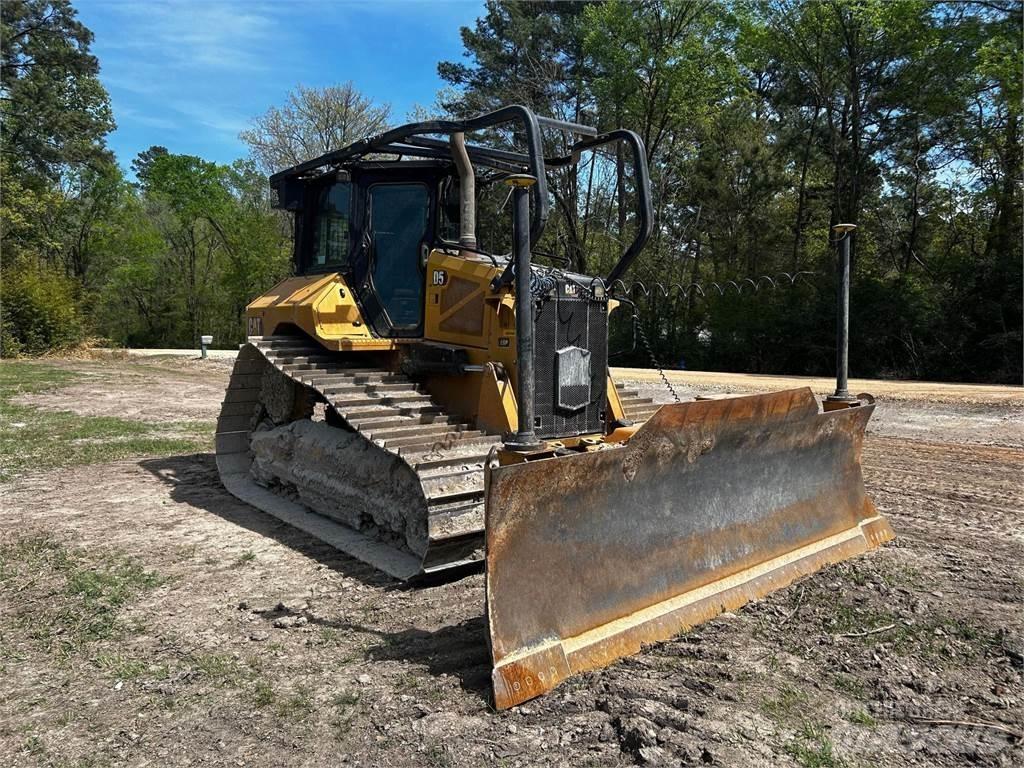 CAT D5 Bouteurs sur chenilles