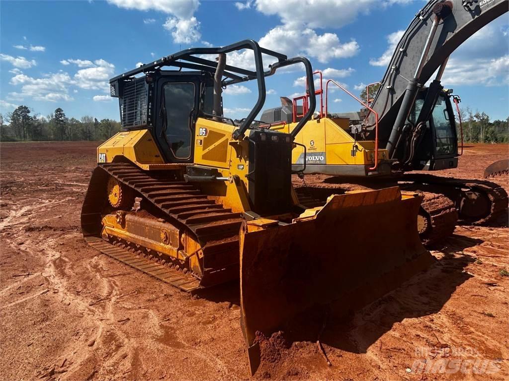CAT D5 Bouteurs sur chenilles