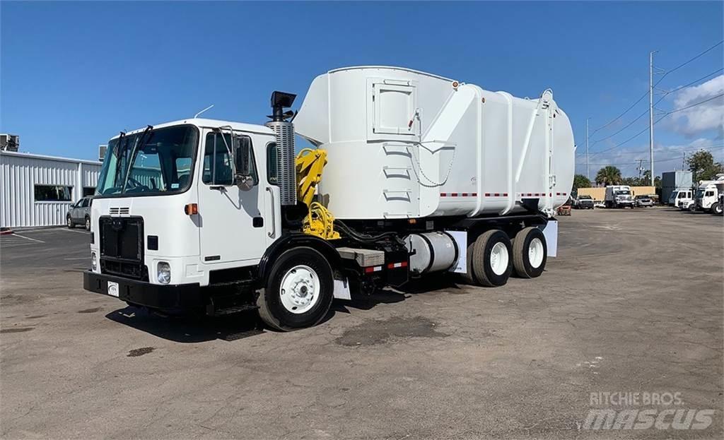 Autocar ACX64 Camion poubelle