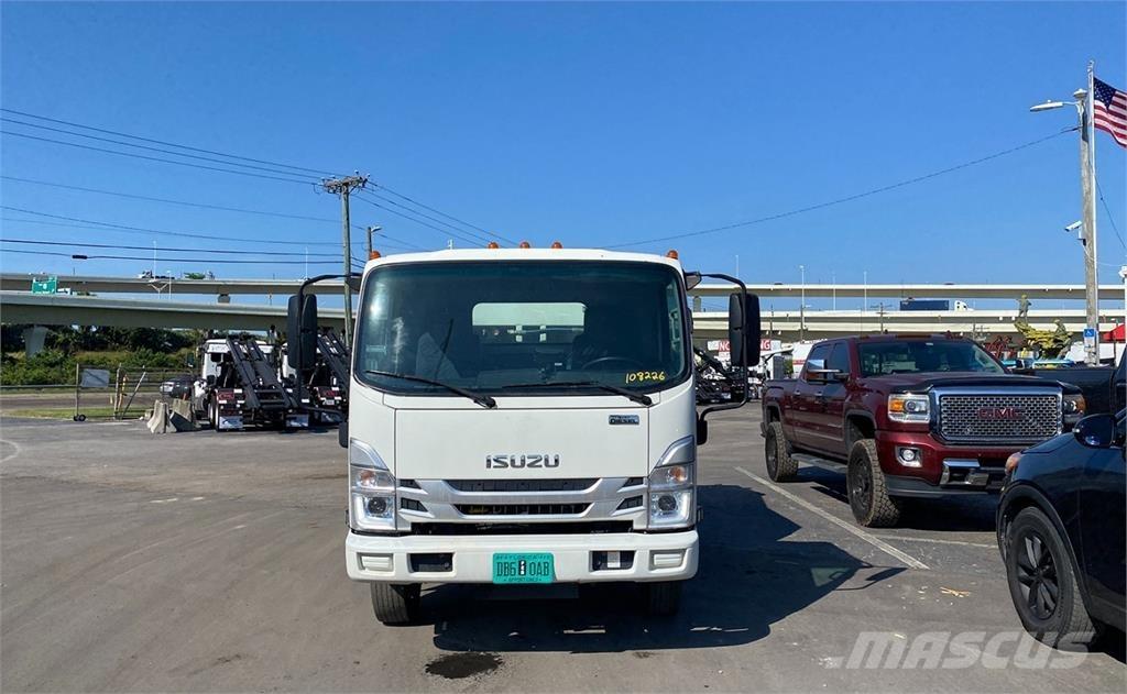 Isuzu NRR Camion poubelle