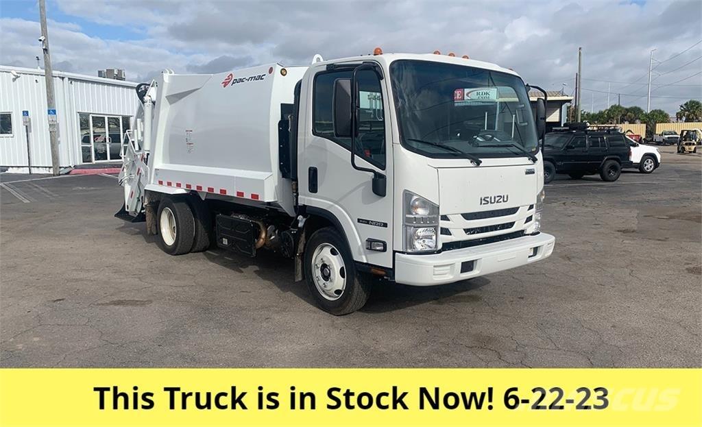 Isuzu NRR Camion poubelle