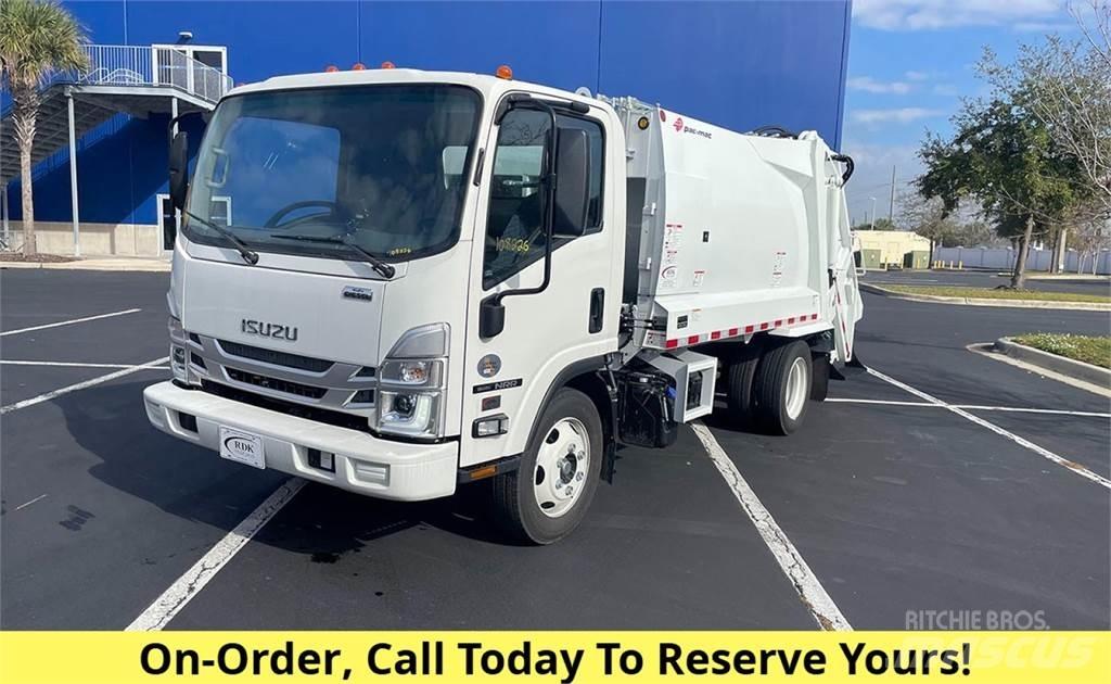 Isuzu NRR Camion poubelle