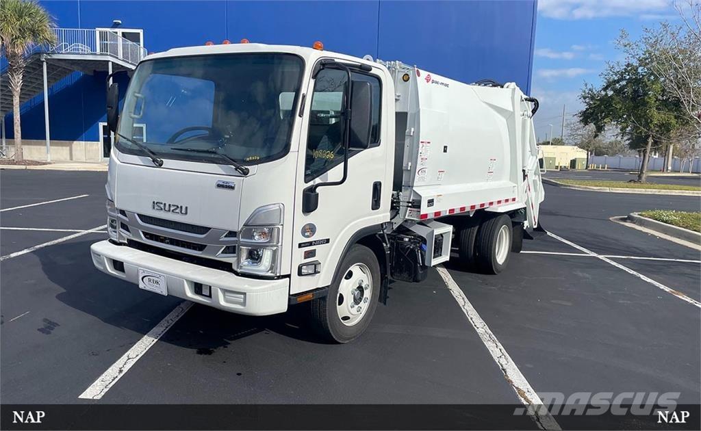 Isuzu NRR Camion poubelle