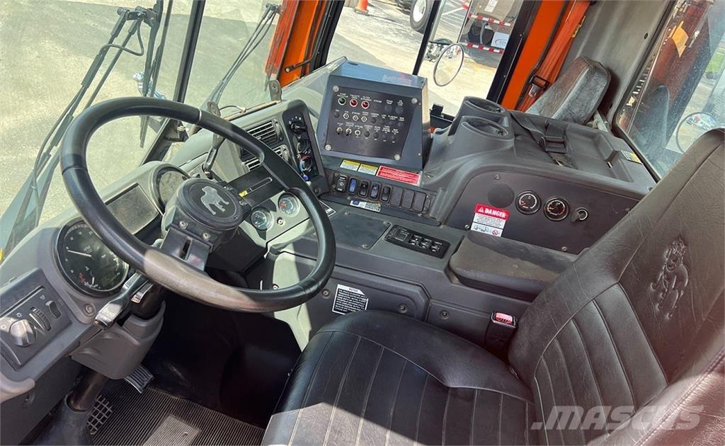 Mack MRU613 Châssis cabine