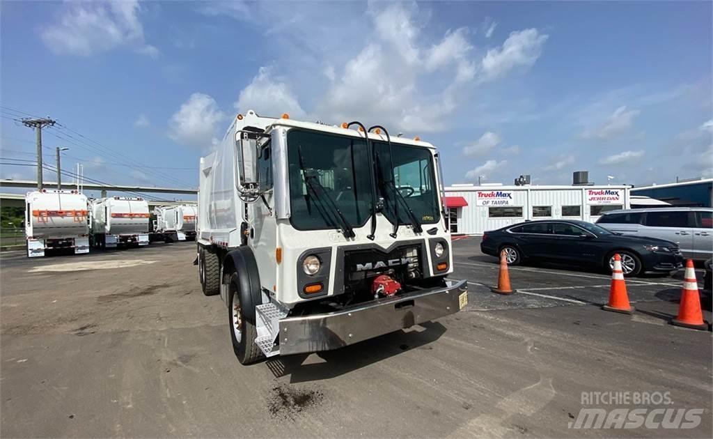 Mack TE64 Camion poubelle