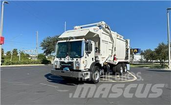 Mack TE64 Camion poubelle