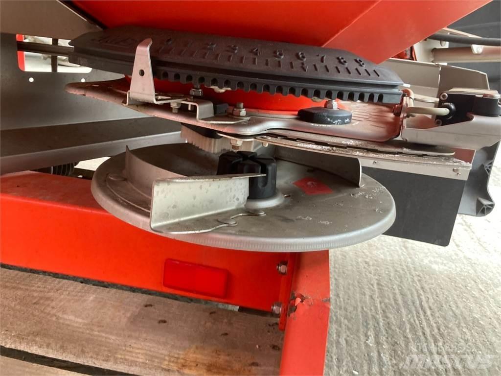 Kuhn 40.2 Autres matériels de fertilisation