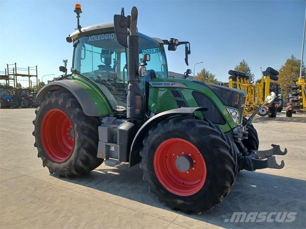 Fendt 516 S4 Tracteur