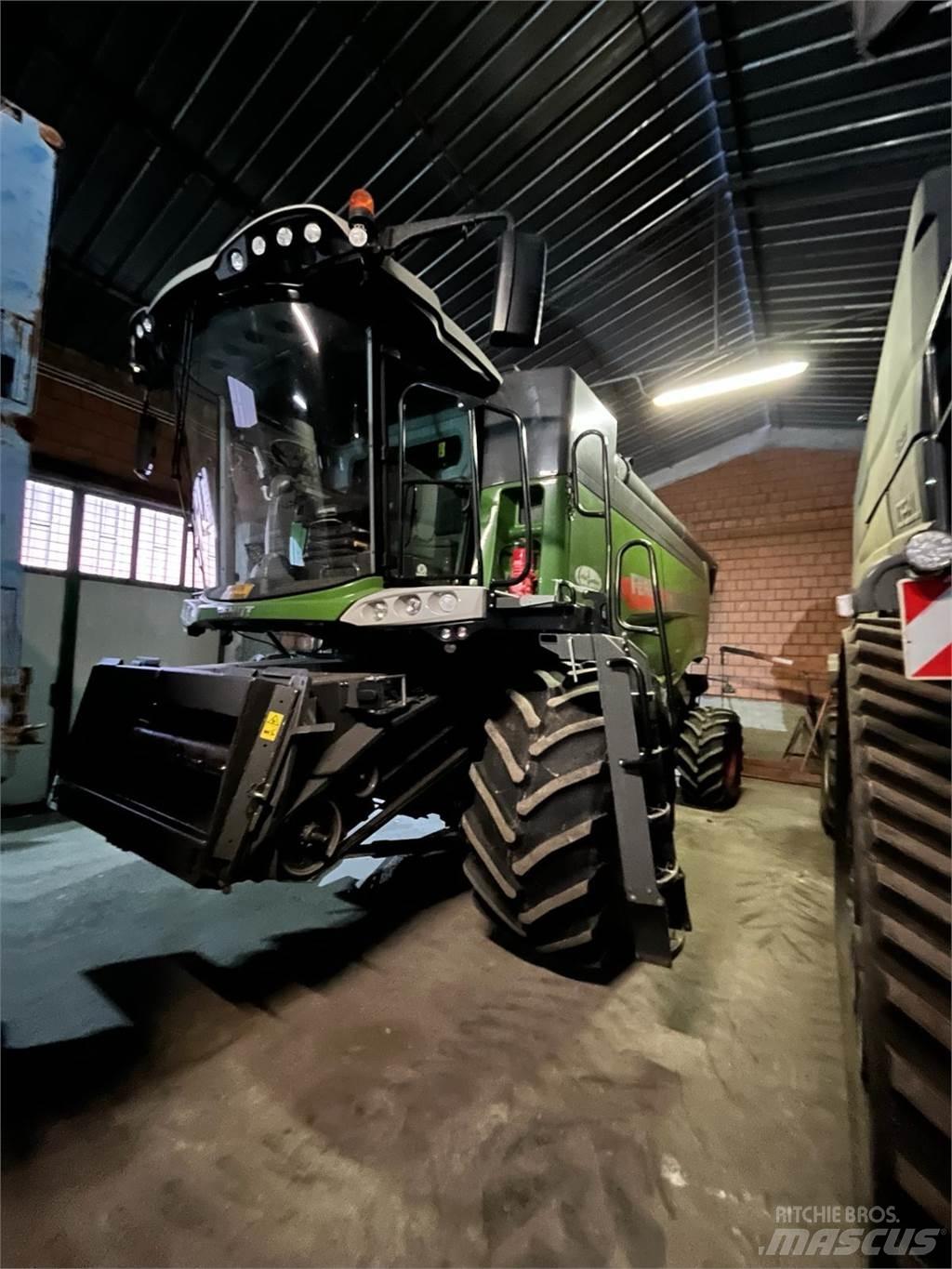 Fendt 6335 C PLI Moissonneuse batteuse