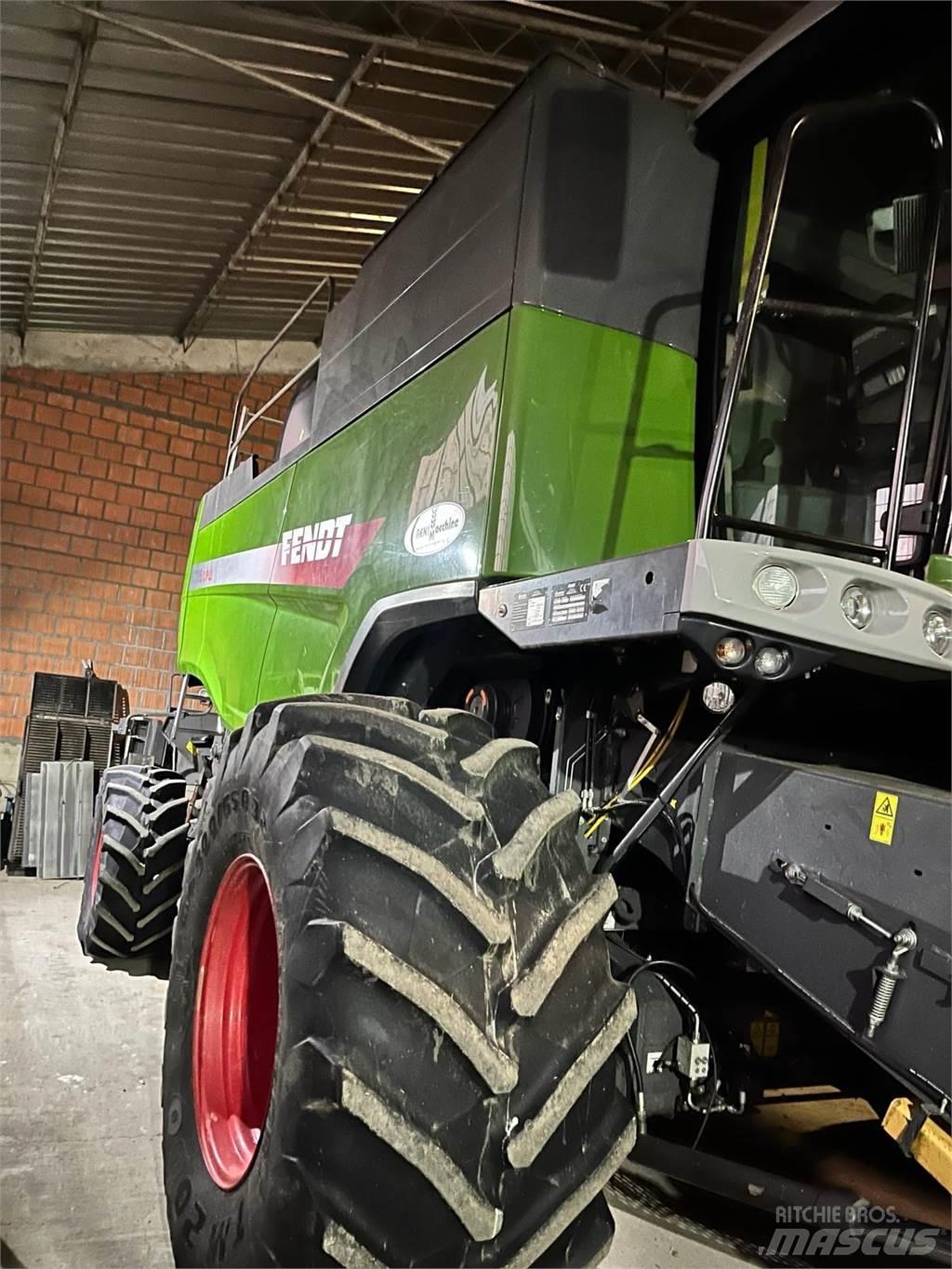 Fendt 6335 C PLI Moissonneuse batteuse
