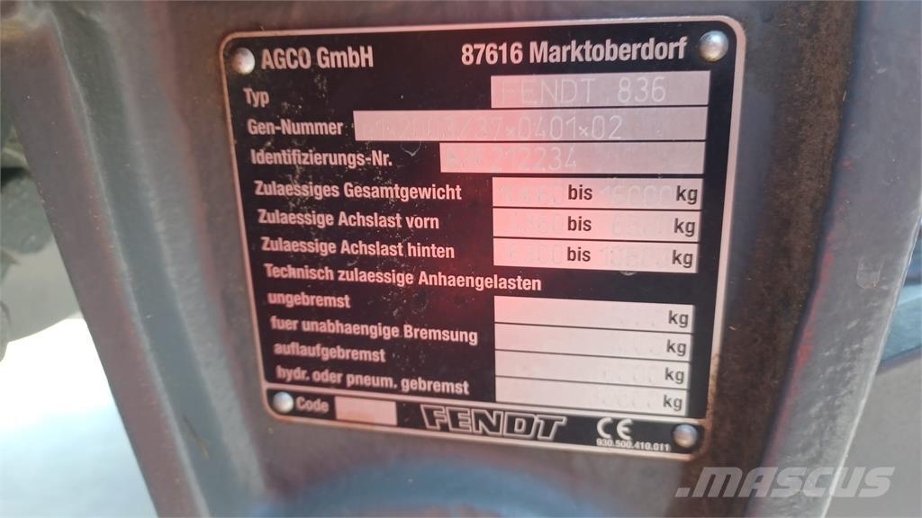 Fendt 828 SCR Tracteur