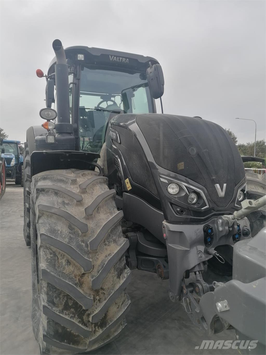 Valtra S324 Tracteur