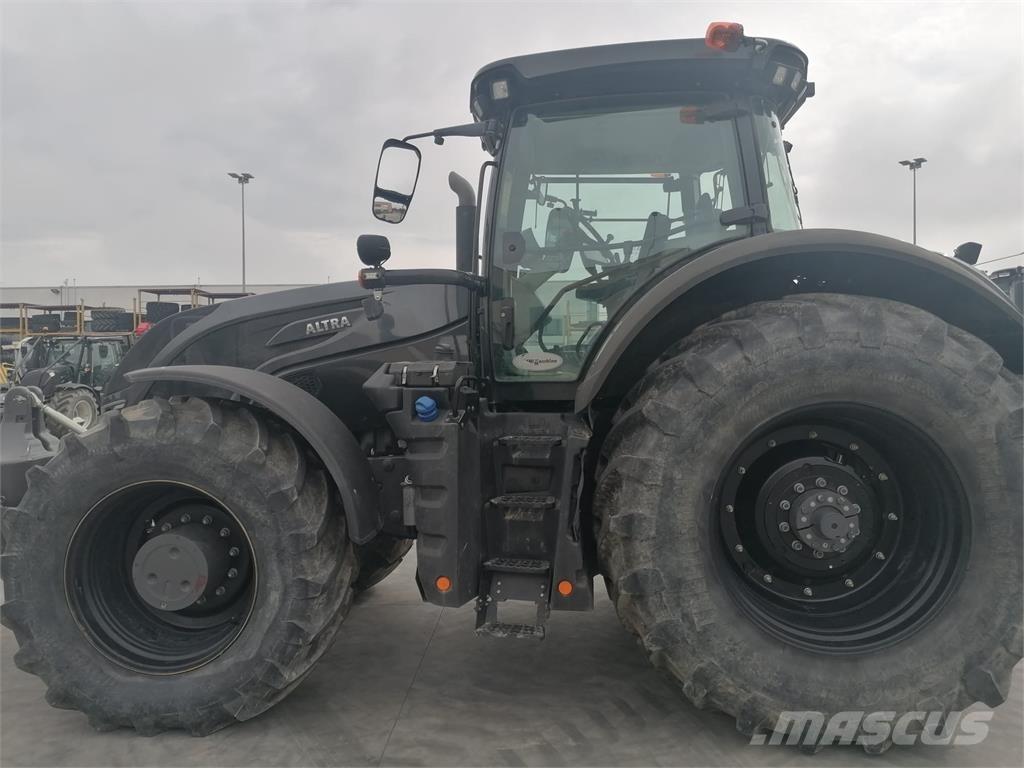 Valtra S324 Tracteur