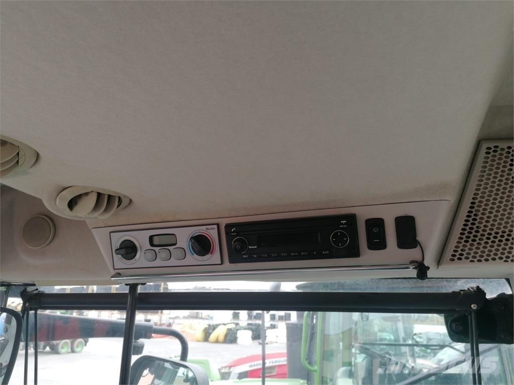 Valtra S324 Tracteur