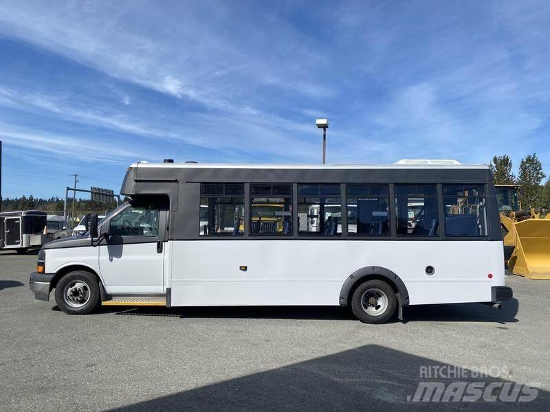 Chevrolet Express Mini-bus