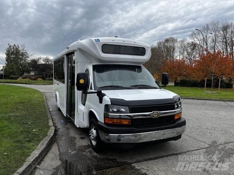 Chevrolet Express Mini-bus
