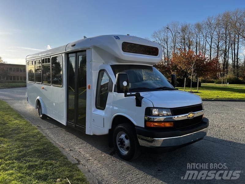 Chevrolet Express Mini-bus