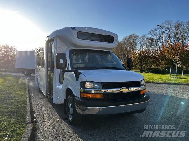Chevrolet Express Mini-bus
