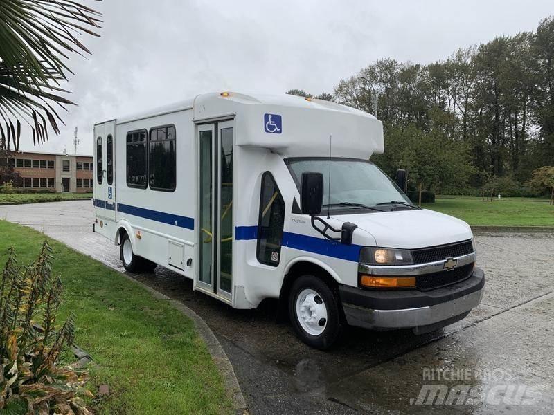 Chevrolet Express Mini-bus