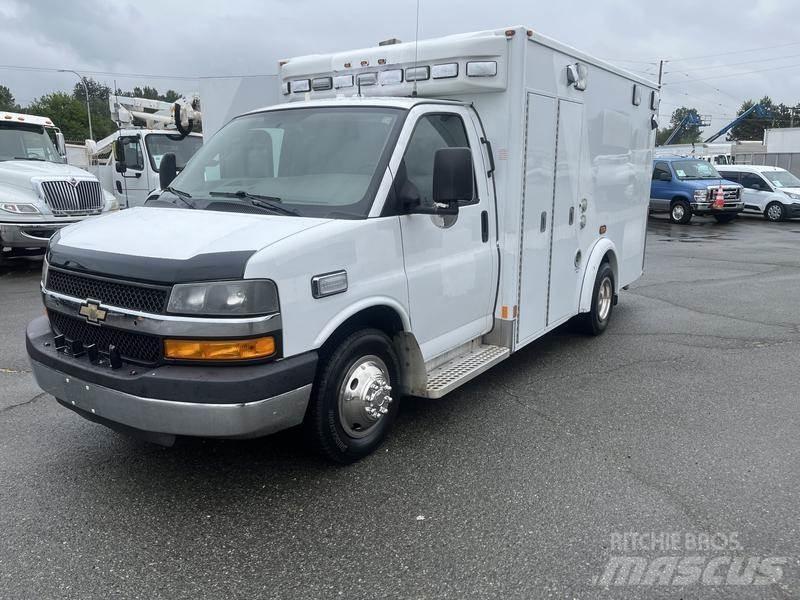 Chevrolet Express Mini-bus