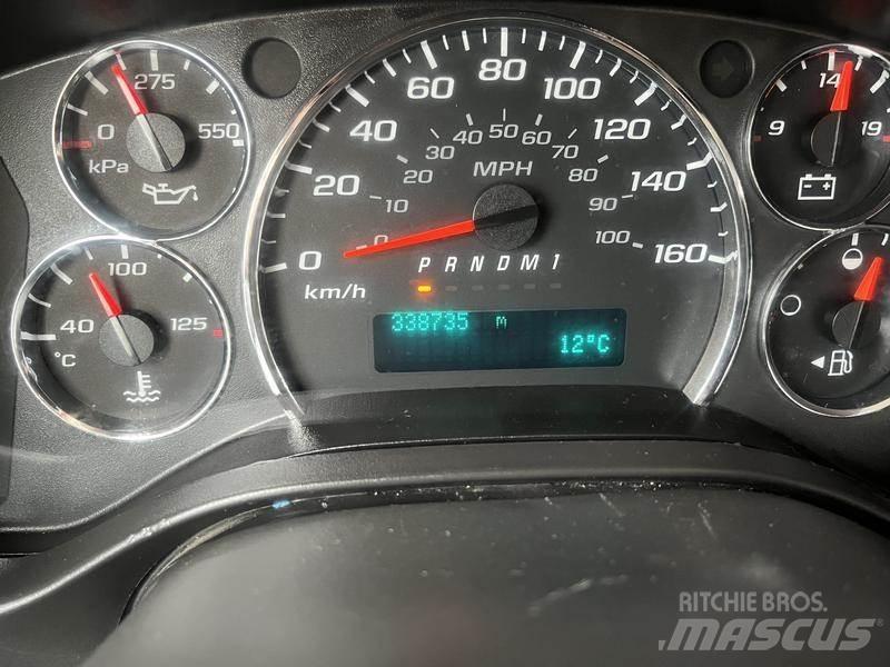 Chevrolet Express Mini-bus