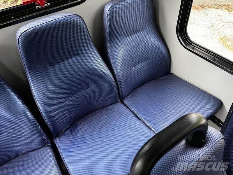 Chevrolet Express Mini-bus