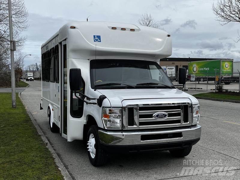 Ford Econoline Mini-bus