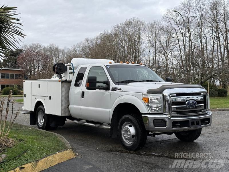 Ford F-350 SD Camions et véhicules municipaux