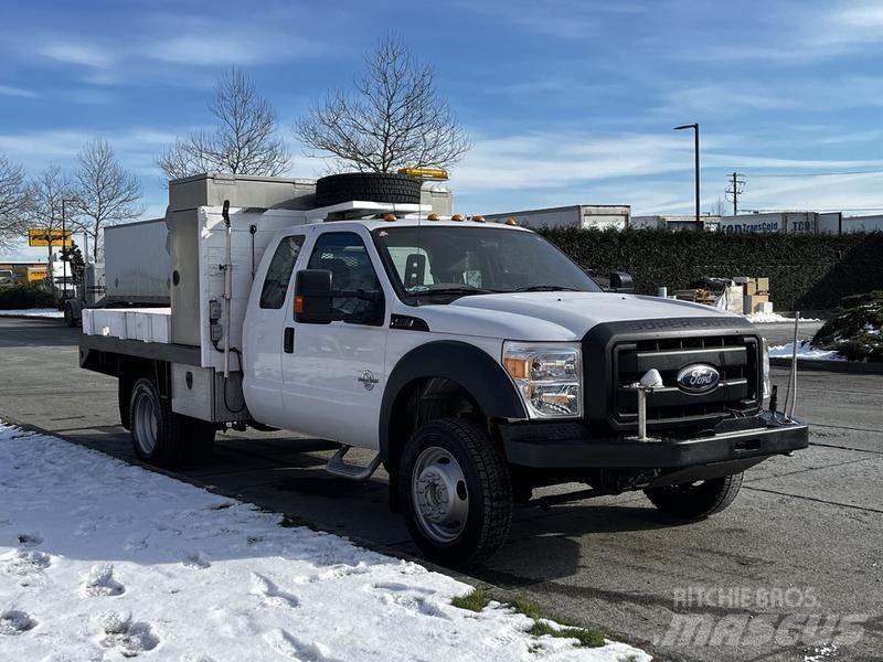 Ford F-450 SD Camions et véhicules municipaux