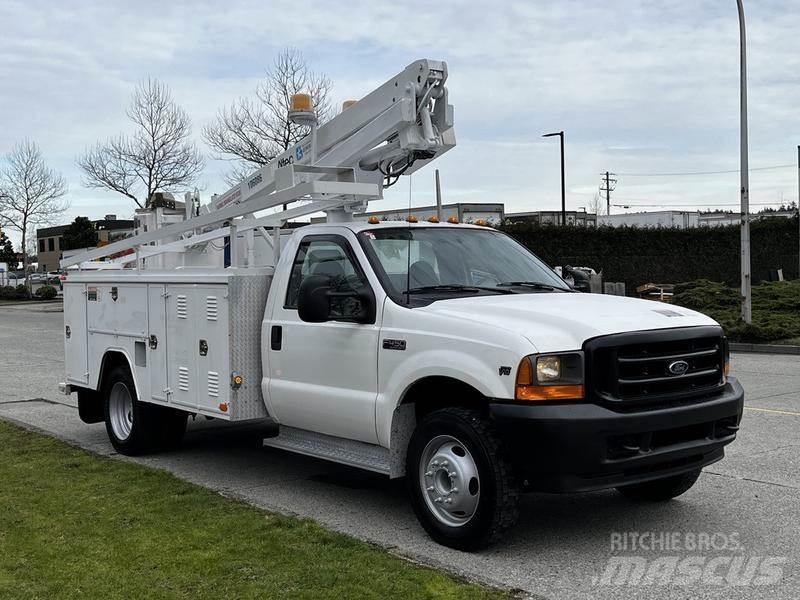 Ford F-450 SD Camions et véhicules municipaux