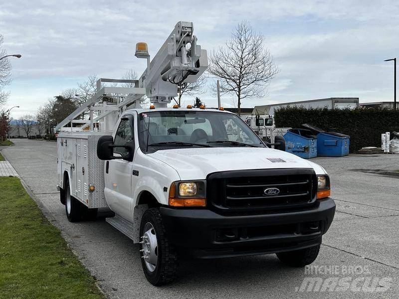 Ford F-450 SD Camions et véhicules municipaux