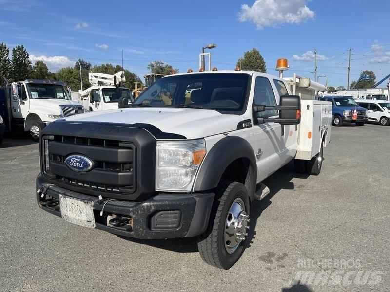 Ford F-450 SD Camions et véhicules municipaux