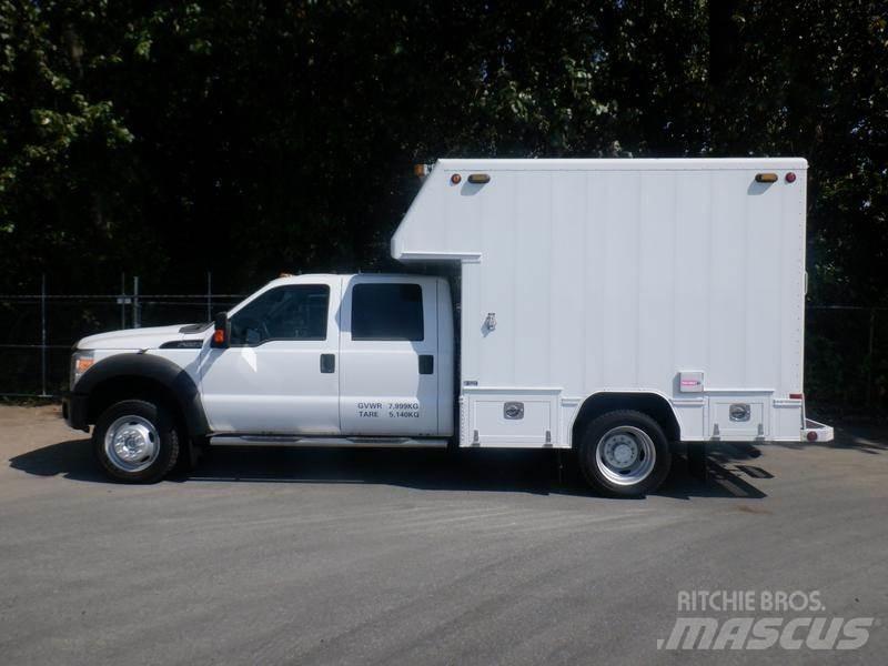 Ford F-550 Camions et véhicules municipaux