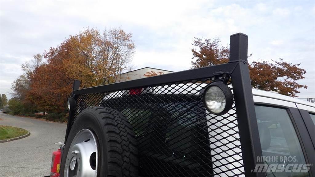 Ford F-550 Camion plateau