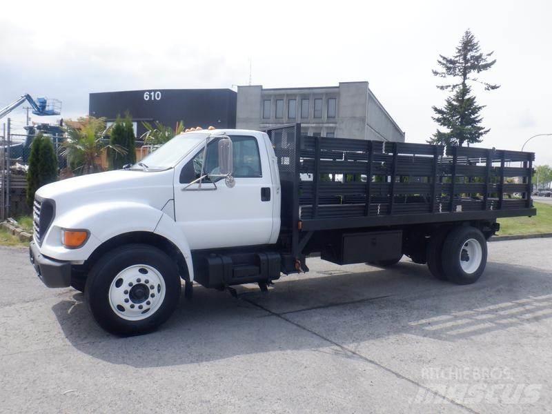 Ford F-650 Camion plateau