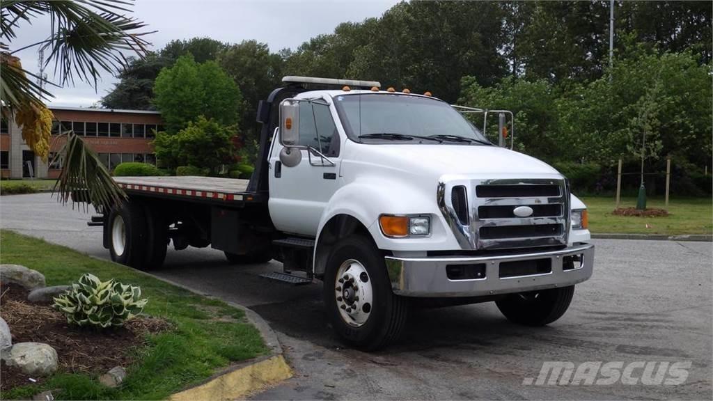 Ford F-750 Camion plateau