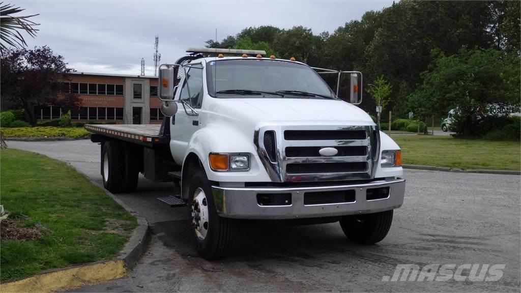 Ford F-750 Camion plateau