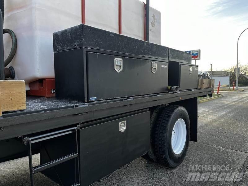 Ford F-750 Camion plateau