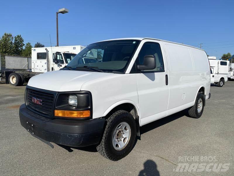 GMC Savana Utilitaire