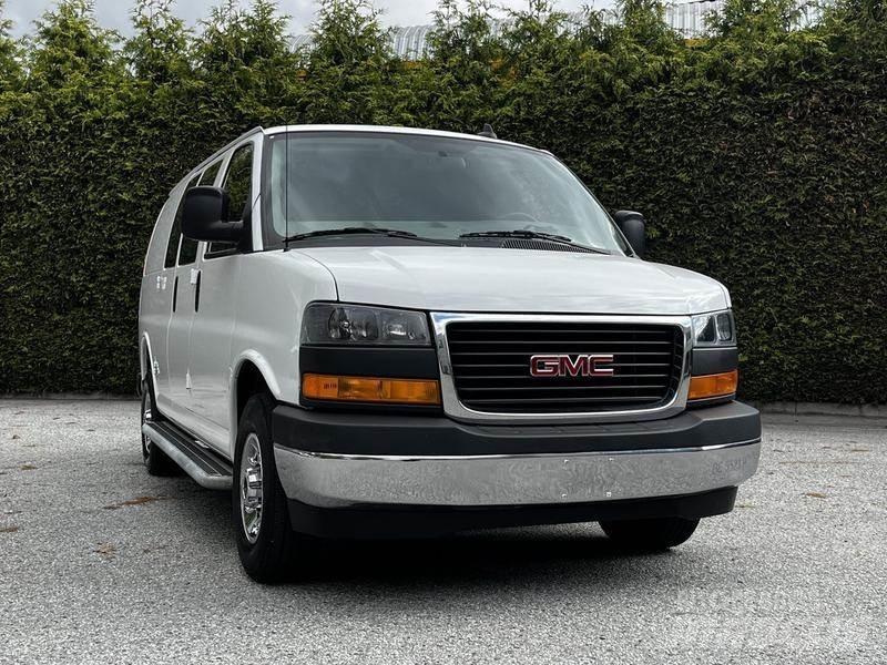 GMC Savana Utilitaire