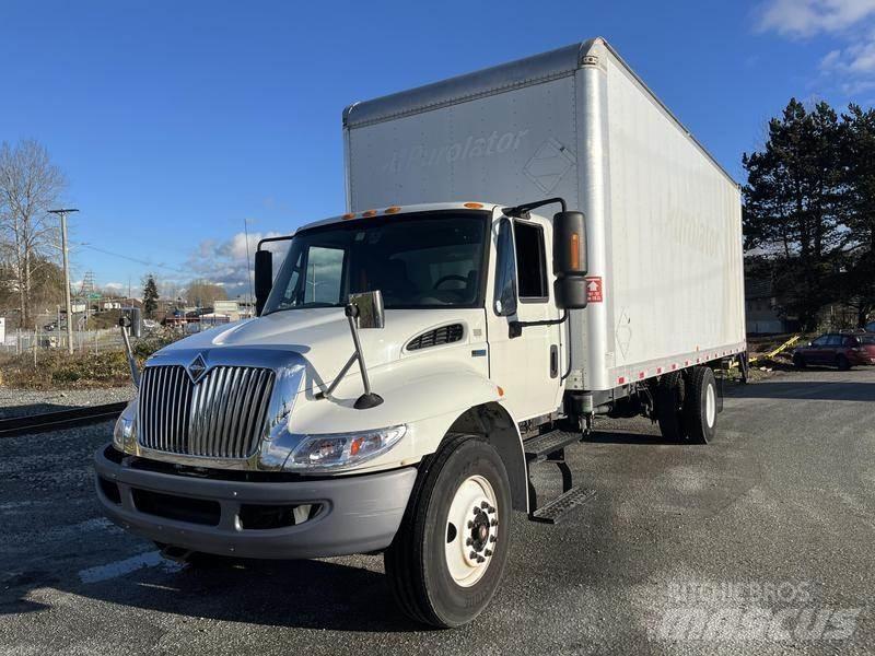 International 4300 Utilitaire