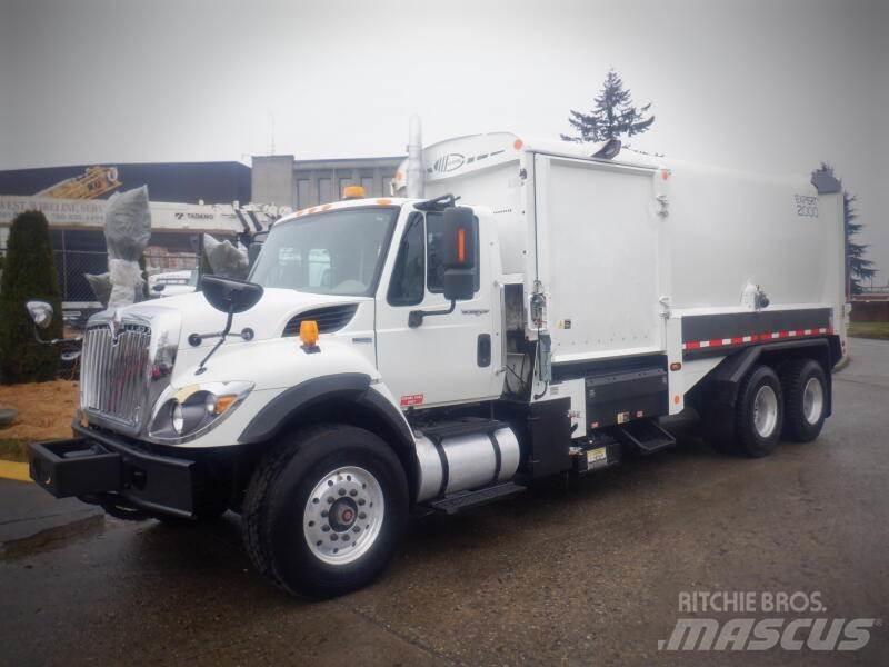 International 7400 Camion poubelle